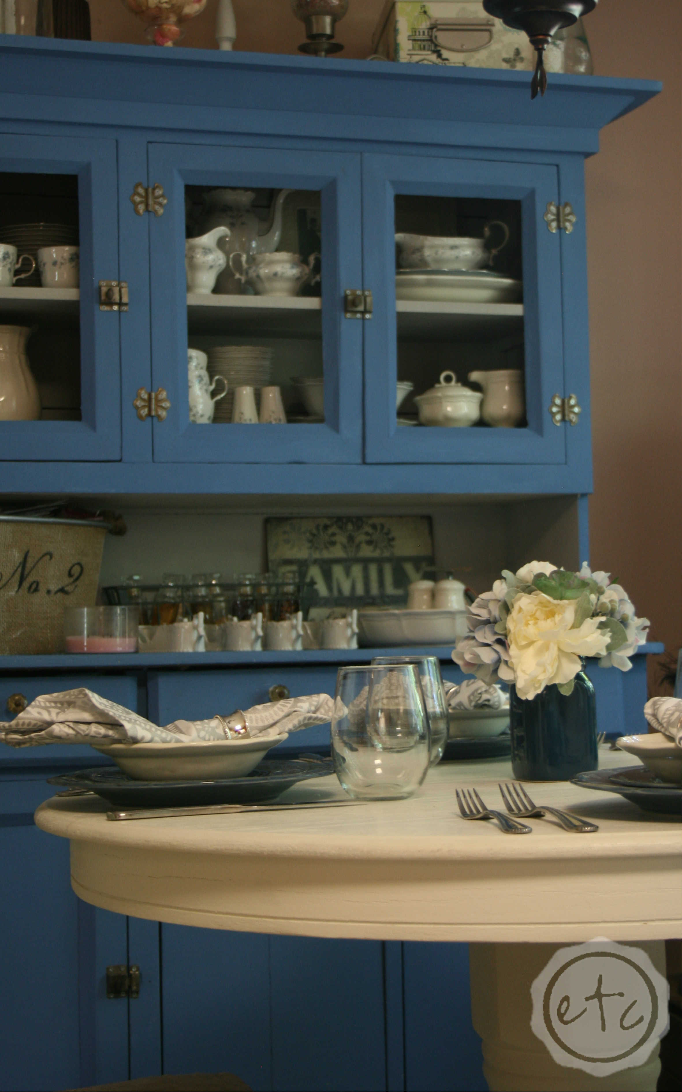 How gorgeous is this spring home tour by Happily Ever After, Etc.?