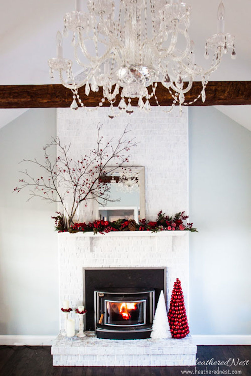 5 Christmas Home Tours to Inspire! with Happily Ever After, Etc.