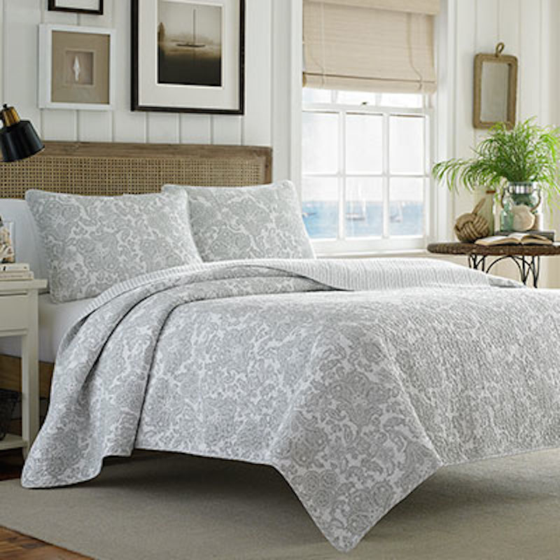 How to Pick the Perfect Bedding with Happily Ever After, Etc.